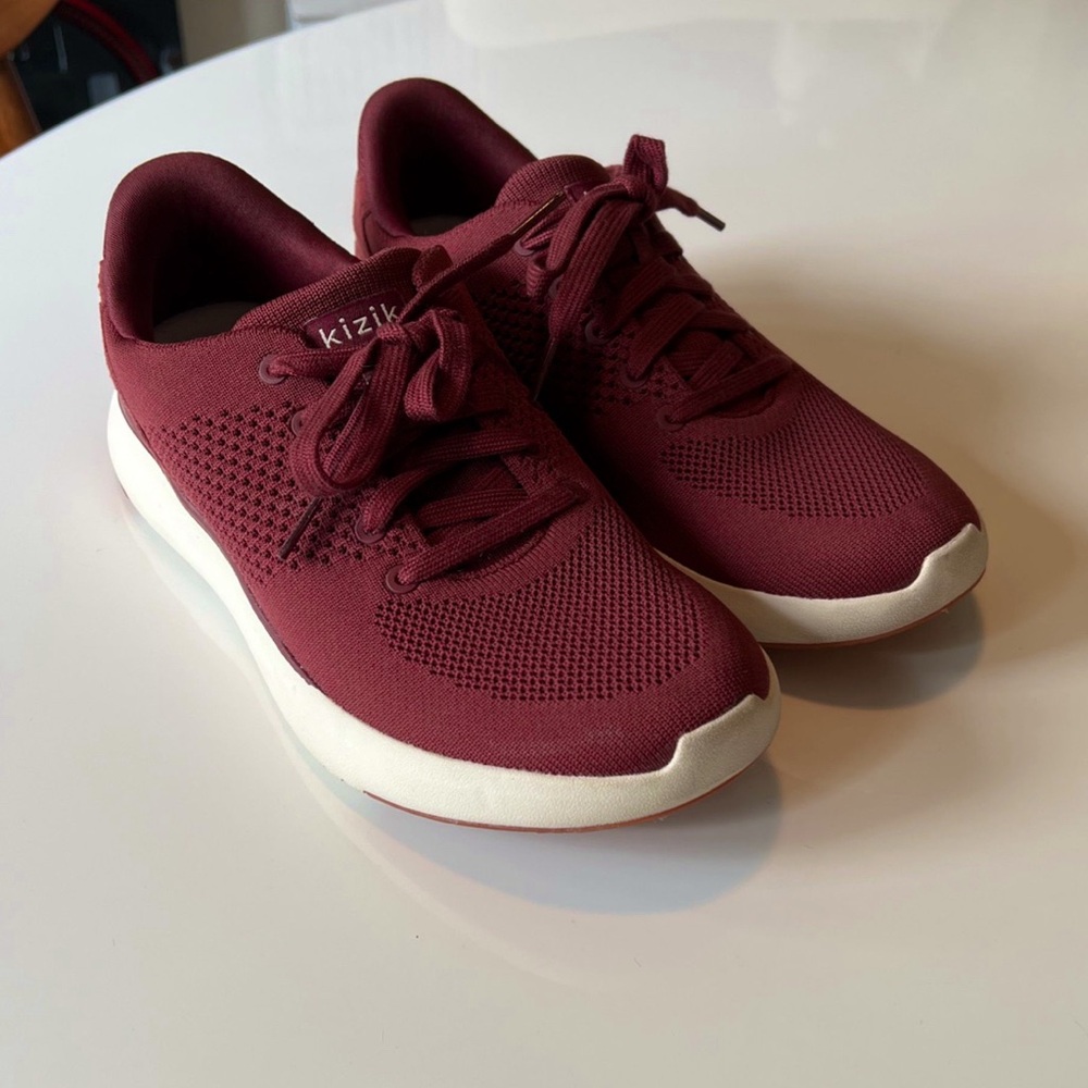Kizik Sneakers Women’s Lima in Merlot Men’s 6.5 Women’s 8